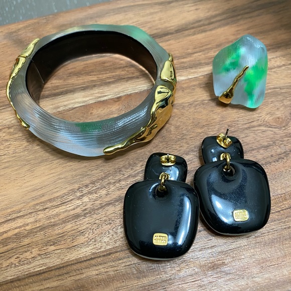 Molten Gold Lucite Alexis Bittar Set - Fluorescent Sky - Picture 3 of 10